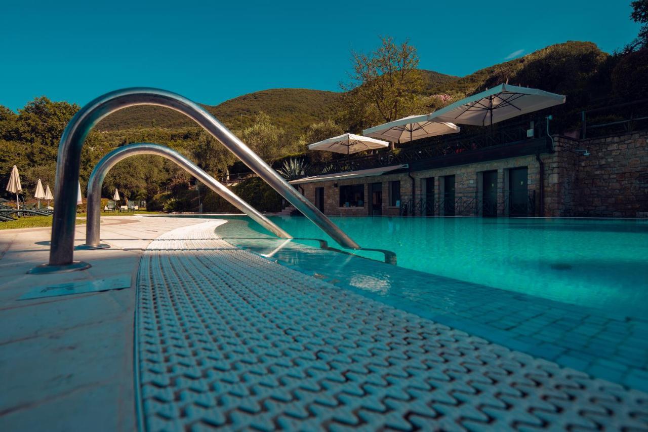 Domina Borgo Degli Ulivi - Garda Lake การ์โดเน ริเวียรา ภายนอก รูปภาพ